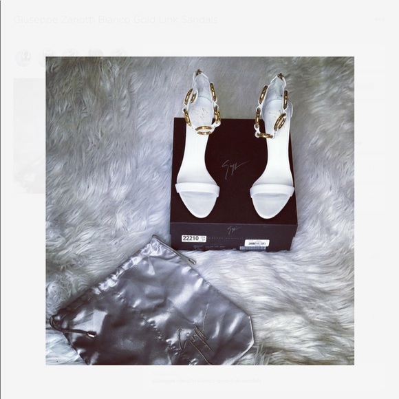 Giuseppe Zanotti Shoes - Authentic Giuseppe Zanotti Bianco GoldLink Sandals